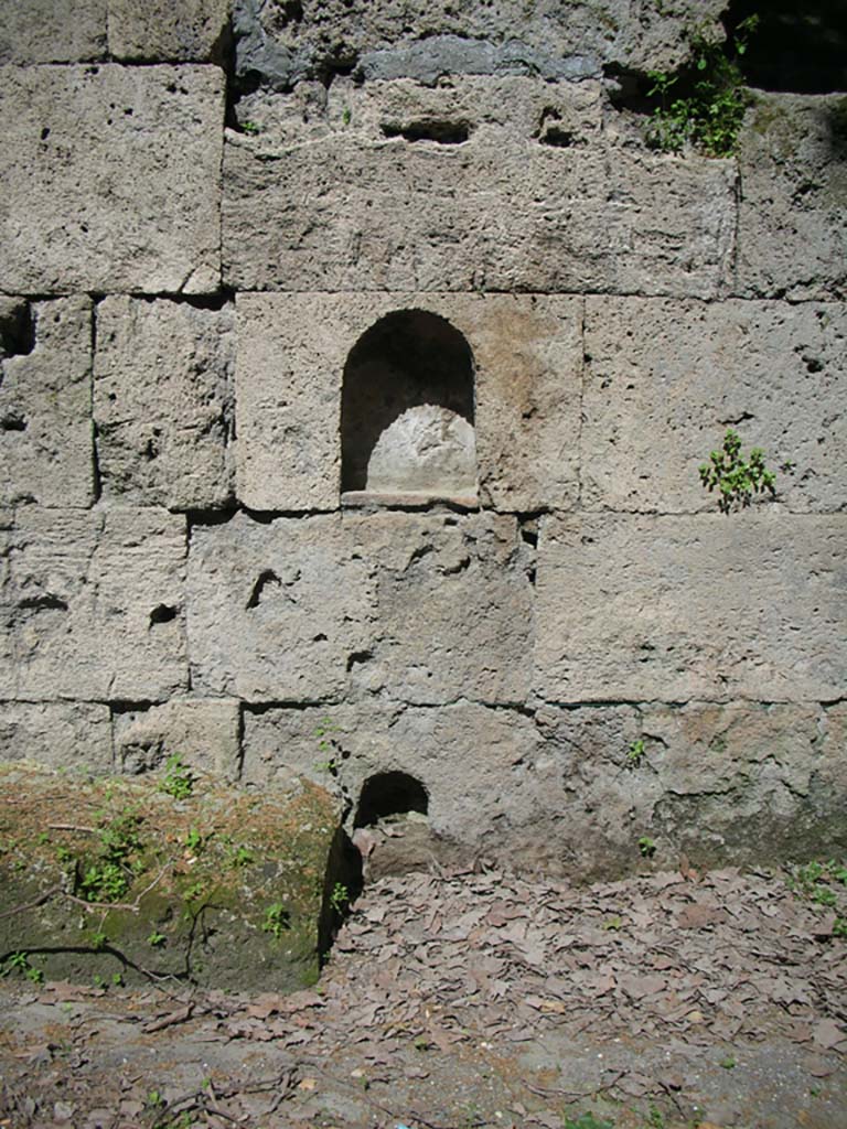 Porta Stabia, Pompeii. May 2010. Two niches on east side of gate. Photo courtesy of Ivo van der Graaff.