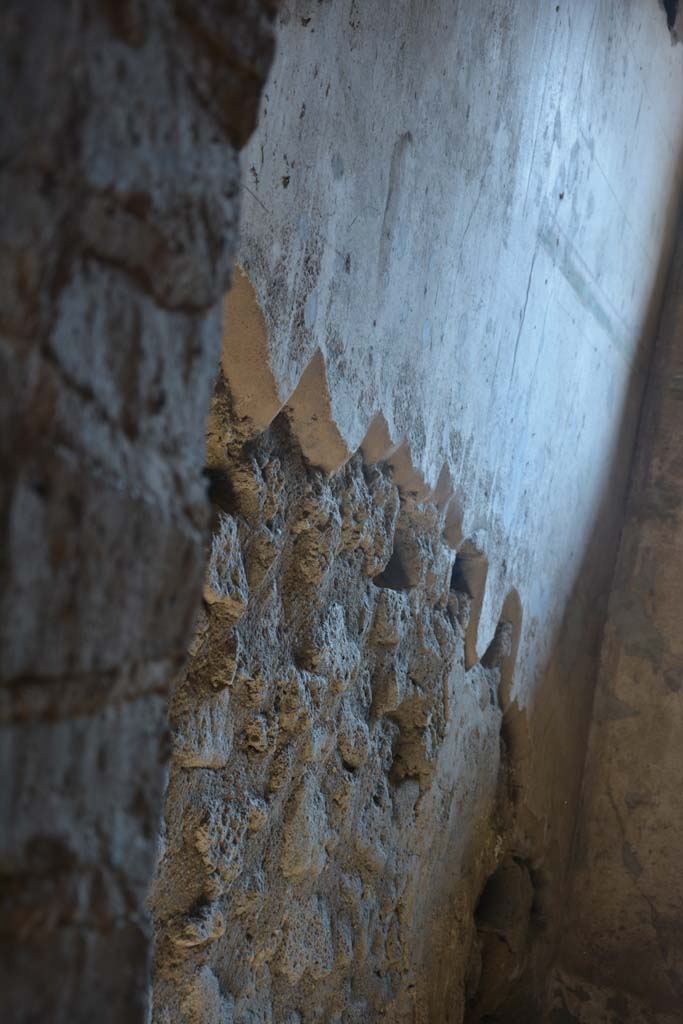 I.6.15 Pompeii. March 2019. Room 1, detail of plaster on east wall.
Foto Annette Haug, ERC Grant 681269 DCOR

