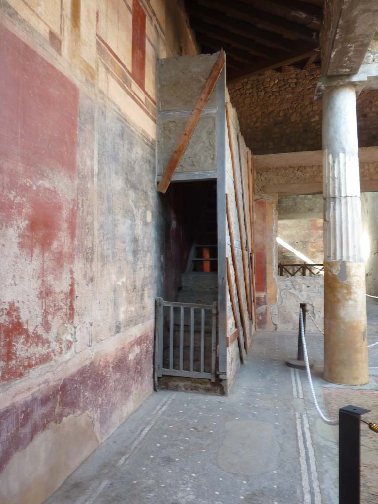 I.6.15 Pompeii. October 2014. Room 3, stairs to upper floor in north-west corner of atrium.
Foto Annette Haug, ERC Grant 681269 DCOR

