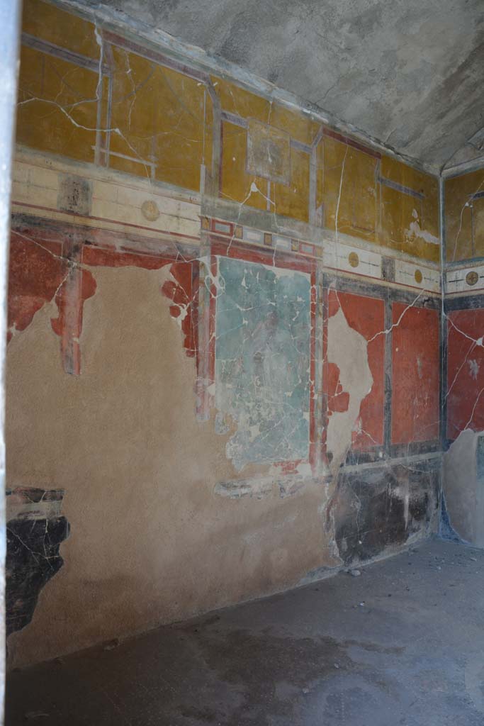 I.7.7 Pompeii. October 2019. 
West wall of triclinium with central painting of Perseus freeing Andromeda.
Foto Annette Haug, ERC Grant 681269 DCOR.

