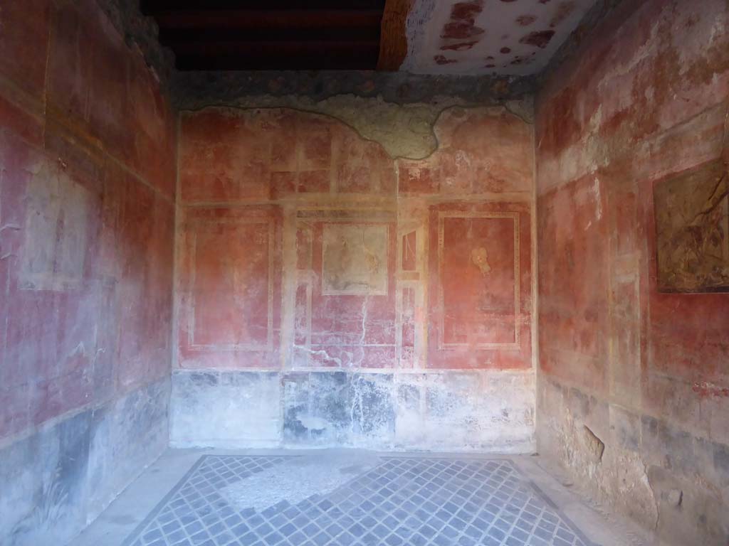 I.10.4 Pompeii. September 2017. Room 15, looking east.   
Foto Annette Haug, ERC Grant 681269 DCOR.
