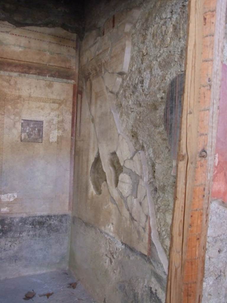 I.10.11 Pompeii. March 2009. Room 6, west wall of exedra.  