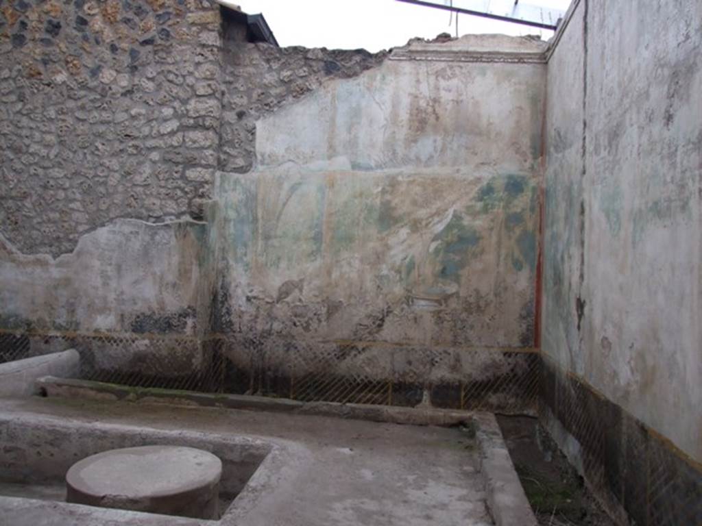 I.11.16 Pompeii. December 2007. Room 6, triclinium and north wall.