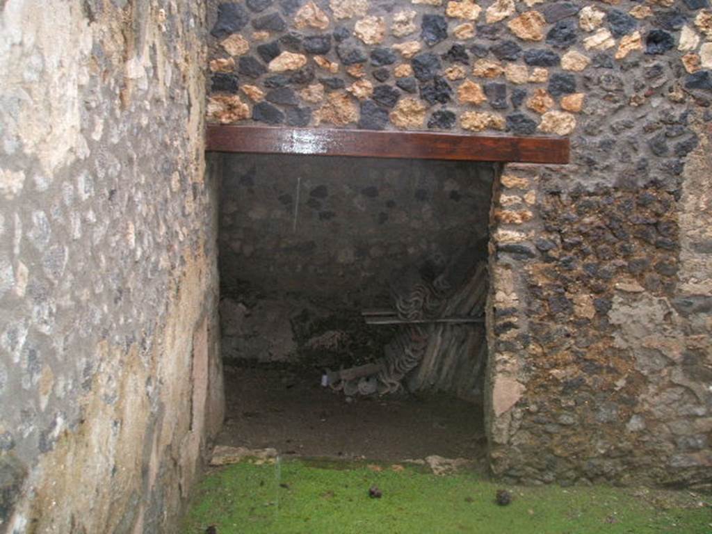I.14.11 Pompeii. December 2004. Doorway to room in north wall. 
