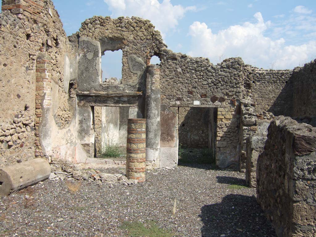 VI.7.1 Pompeii. September 2005. Looking east across atrium area.