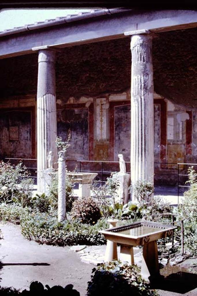 VI.15.1 Pompeii, 1968.  Looking towards the west portico. Photo by Stanley A. Jashemski.
Source: The Wilhelmina and Stanley A. Jashemski archive in the University of Maryland Library, Special Collections (See collection page) and made available under the Creative Commons Attribution-Non Commercial License v.4. See Licence and use details.
J68f0678
