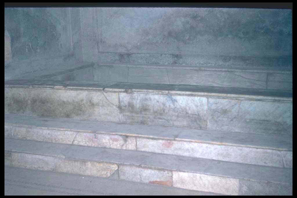 VII.5.24 Pompeii. Caldarium (39), steps to hot bath (42).
Photographed 1970-79 by Gnther Einhorn, picture courtesy of his son Ralf Einhorn.
