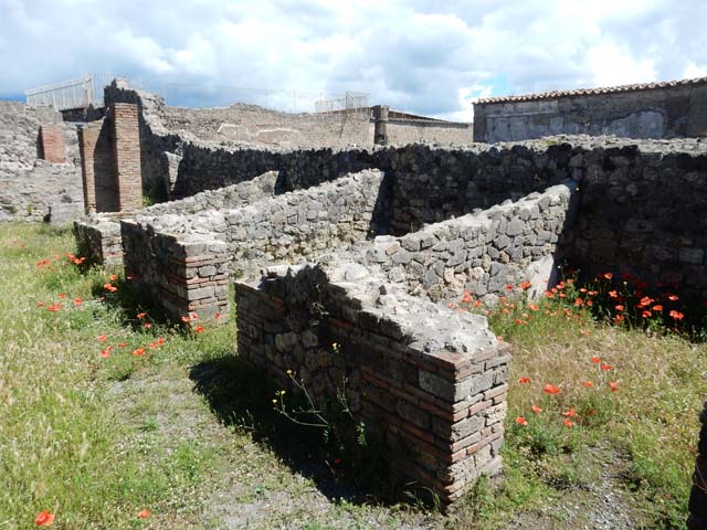 VII.7.2 Pompeii, May 2018. 
Looking north along three rooms on east side of peristyle, room “q” on right, room “r” in centre, and room “s”. Photo courtesy of Buzz Ferebee.

