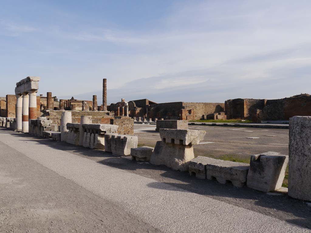 VII.8.00 Pompeii, March 2019. Looking north-east across the Forum, from the west side.
Foto Anne Kleineberg, ERC Grant 681269 DÉCOR.
