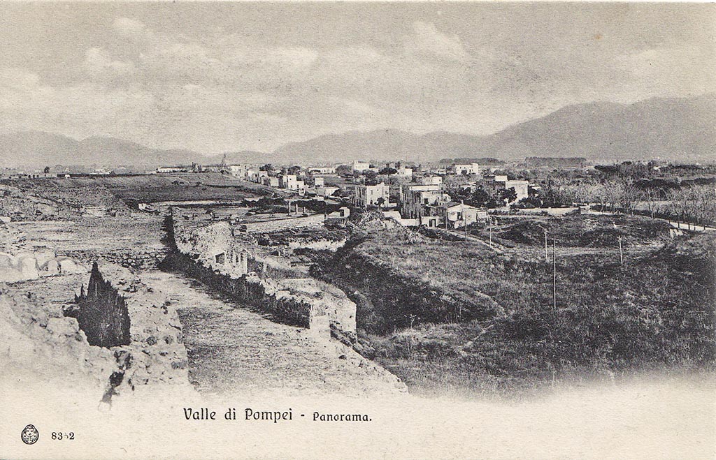 VIII.2.26 Pompeii. Old undated postcard, looking east from garden terrace. Photo courtesy of Drew Baker.