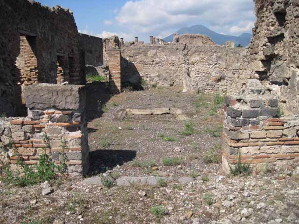 VIII.7.26 Pompeii. September 2010. Looking north into atrium from north portico. Photo courtesy of Drew Baker.
