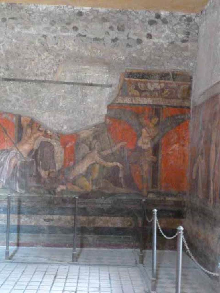 Villa of Mysteries, Pompeii. May 2010. Room 5, detail on east wall.