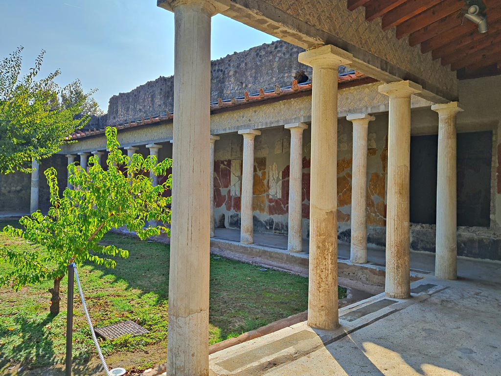 Oplontis Villa of Poppea, October 2023. 
East Portico 34, looking south-east from the north garden. Photo courtesy of Giuseppe Ciaramella. 

