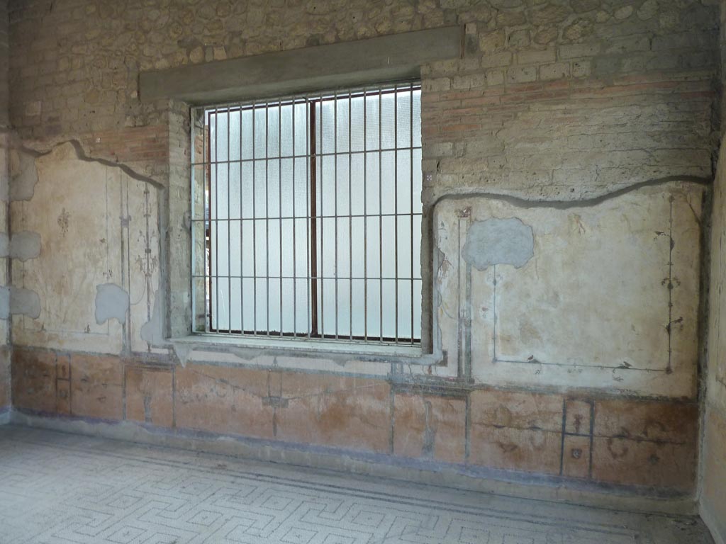 Stabiae, Villa Arianna, September 2015. Room 12, west wall.