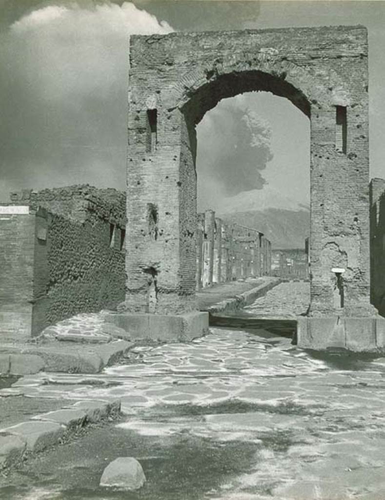 Arch of Caligula. September 1944, looking north towards the erupting Vesuvius. Photo courtesy of Rick Bauer.