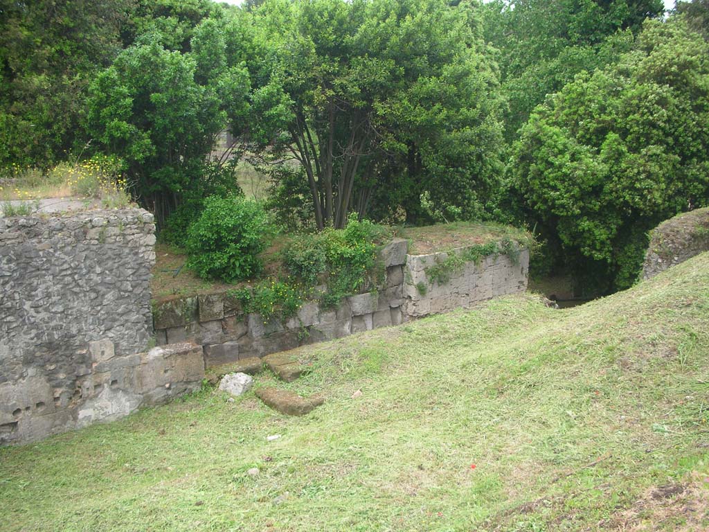 Nola Gate, Pompeii. May 2010. Looking across upper south side of gate, towards upper north wall. Photo courtesy of Ivo van der Graaff.