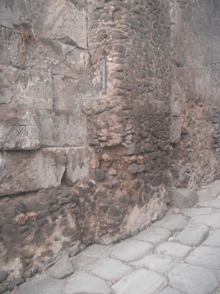 Porta di Nocera or Nuceria Gate, Pompeii. May 2010. West side of gate. Photo courtesy of Ivo van der Graaff.