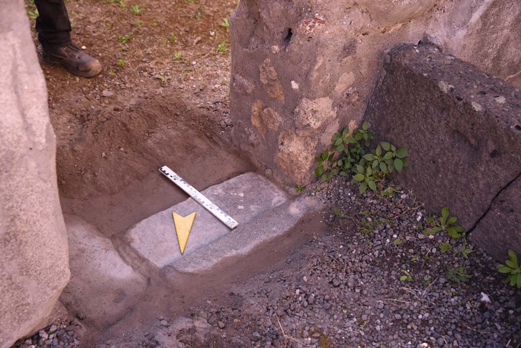 I.4.25 Pompeii. October 2019. Room 52, looking south towards threshold through doorway from room 51. 
Foto Tobias Busen, ERC Grant 681269 DCOR.
