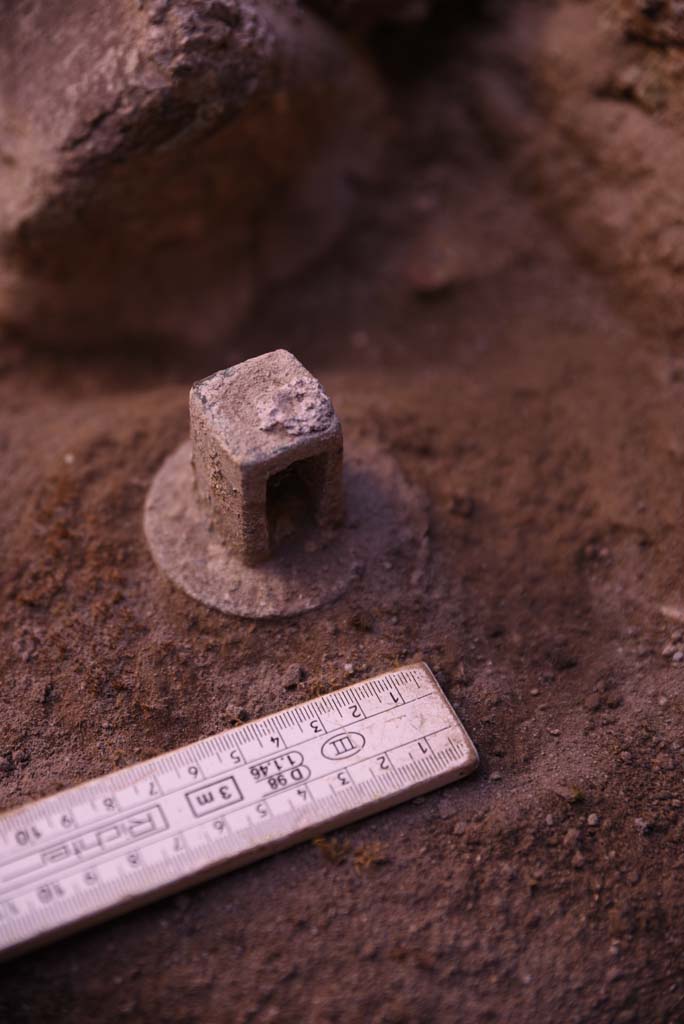 I.4.5 Pompeii. October 2019. 
Corridor 13A, or unnumbered corridor on north side of room 13, detail.
Foto Tobias Busen, ERC Grant 681269 DCOR.
