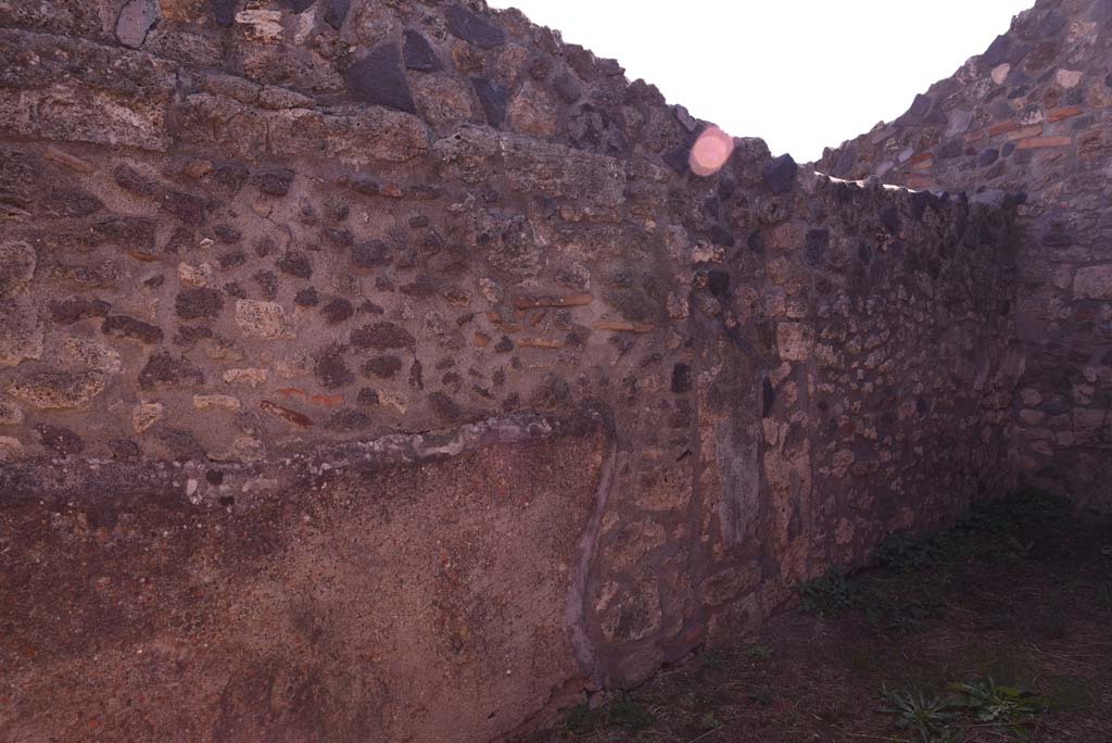 I.4.25/I.4.5 Pompeii. October 2019. Apodyterium 38/39, south wall, looking west.
Foto Tobias Busen, ERC Grant 681269 DCOR.
