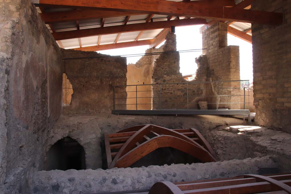 I.6.2 Pompeii. September 2019. Looking south across east end of summer loggia. Photo courtesy of Klaus Heese.