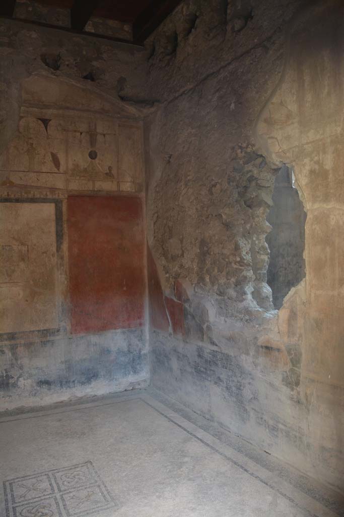 I.6.15 Pompeii. March 2019. Room 11, looking towards south-east corner.     
Foto Annette Haug, ERC Grant 681269 DÉCOR

