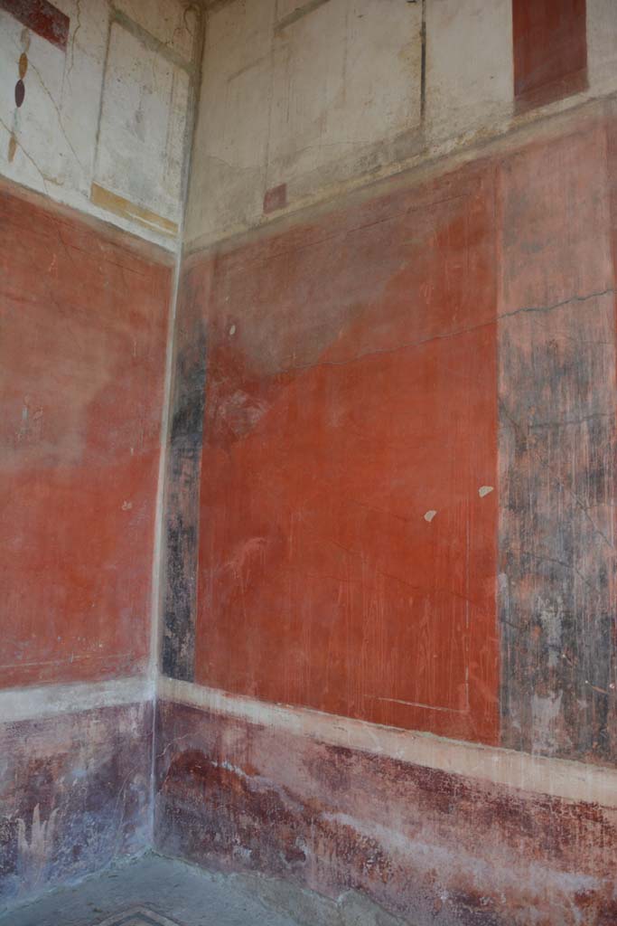 I.6.15 Pompeii. March 2019. Room 4, looking towards east wall in north-east corner of atrium.
Foto Annette Haug, ERC Grant 681269 DÉCOR
