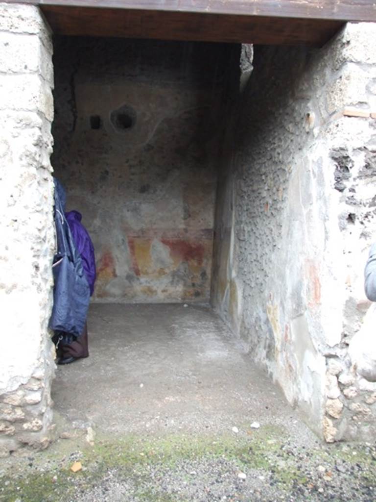 I.11.15 Pompeii. December 2007. Doorway to room 8, large oecus on north side of atrium, looking north.