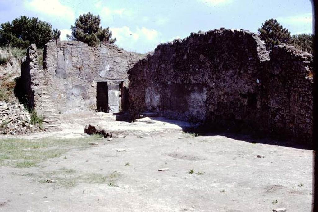 I.14.2 Pompeii. 1972. Looking south-east across garden area. Photo by Stanley A. Jashemski. 
Source: The Wilhelmina and Stanley A. Jashemski archive in the University of Maryland Library, Special Collections (See collection page) and made available under the Creative Commons Attribution-Non Commercial License v.4. See Licence and use details. J72f0709
