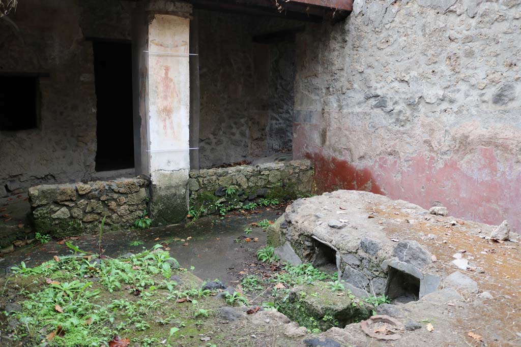 II.9.1 Pompeii. December 2018. Looking north-east across summer triclinium 8. Photo courtesy of Aude Durand.

