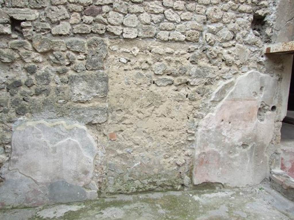 III.4.3  Pompeii.  March 2009.   Room 12.  North wall of courtyard garden.