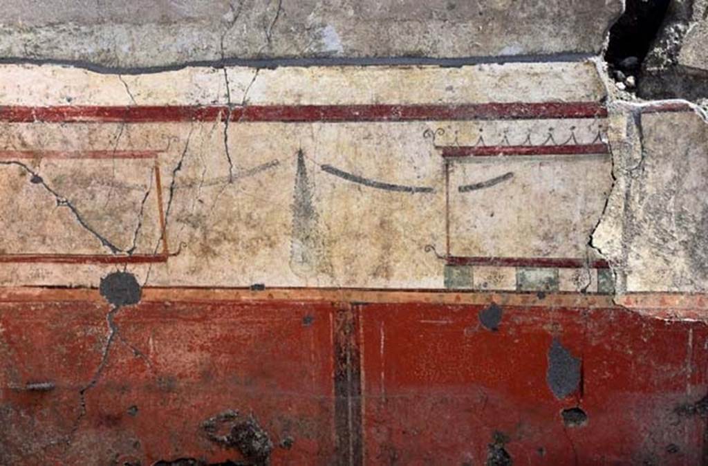 V.2.15 Pompeii. June 2018. Room A6 during 2018 excavations. Upper east wall.
Photograph © Parco Archeologico di Pompei.
