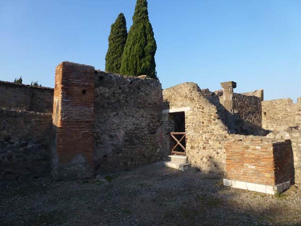 VI.1.13 Pompeii. October 2012. North-east corner. Photo courtesy of Michael Binns.