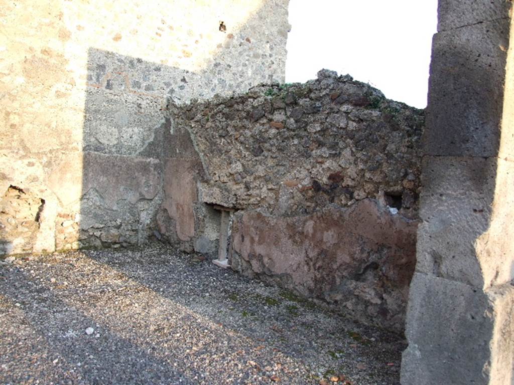 VI.2.2 Pompeii.  Shop.  December 2006.  South wall.