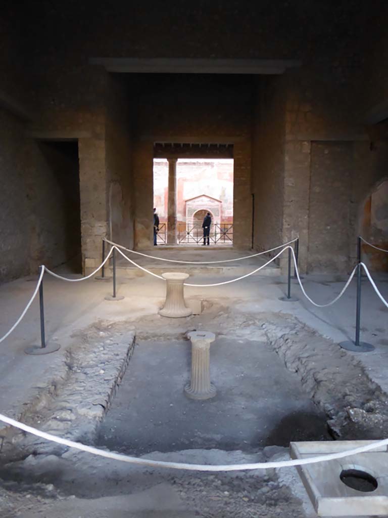 VI.8.23 Pompeii. January 2017. Looking west across impluvium towards tablinum. 
Foto Annette Haug, ERC Grant 681269 DÉCOR.
