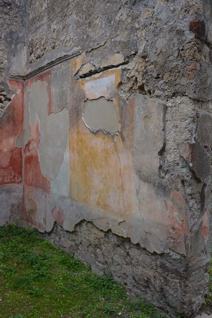 VI.11.9 Pompeii. October 2017. 
Room 6, looking towards north wall with doorway to west ala 7, on right.
Foto Annette Haug, ERC Grant 681269 DCOR

