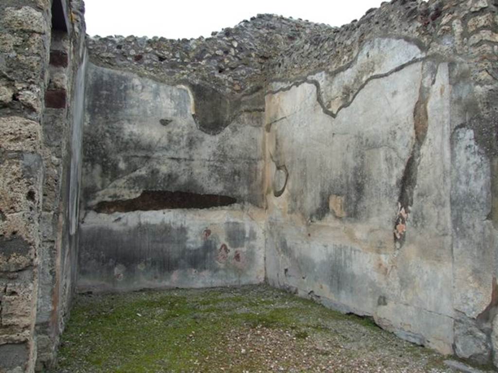 VI.11.9 Pompeii. March 2009. Room 7, looking west in ala towards north-west corner and north wall.