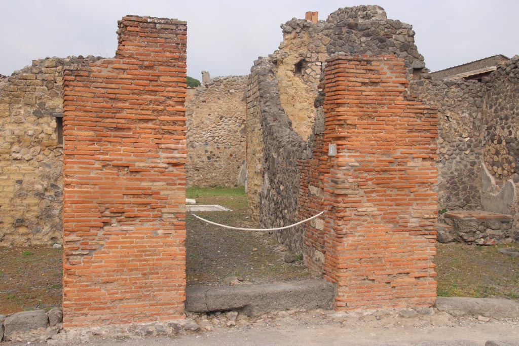 VI.14.5 Pompeii. October 2023. Entrance doorway. Photo courtesy of Klaus Heese.