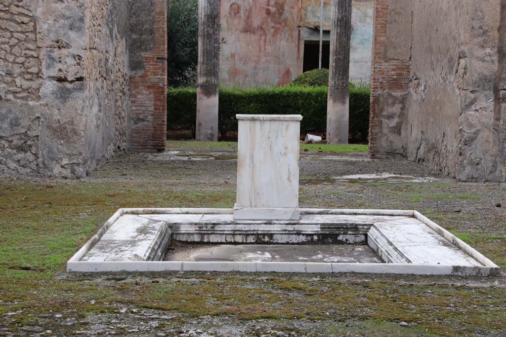 VI.14.20 Pompeii. October 2020. Room 1, looking west across impluvium in atrium. Photo courtesy of Klaus Heese.