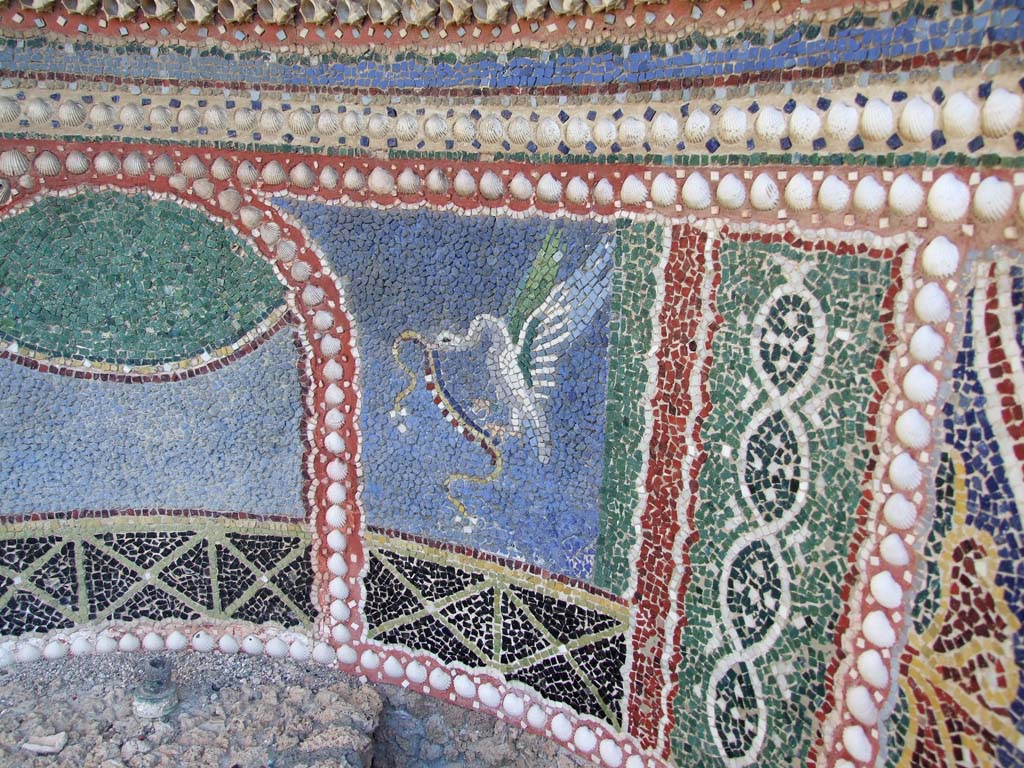 VI.14.43 Pompeii. December 2007. Room 14, detail of mosaic panel in fountain in garden area.