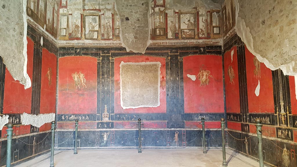 VI.15.1 Pompeii. August 2023. Looking towards north wall from doorway. Photo courtesy of Maribel Velasco.