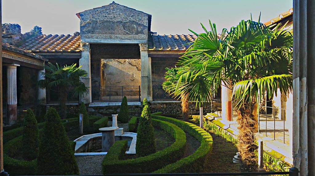 VI.16.7 Pompeii. December 2019. Room F, looking west from east portico. Photo courtesy of Giuseppe Ciaramella.