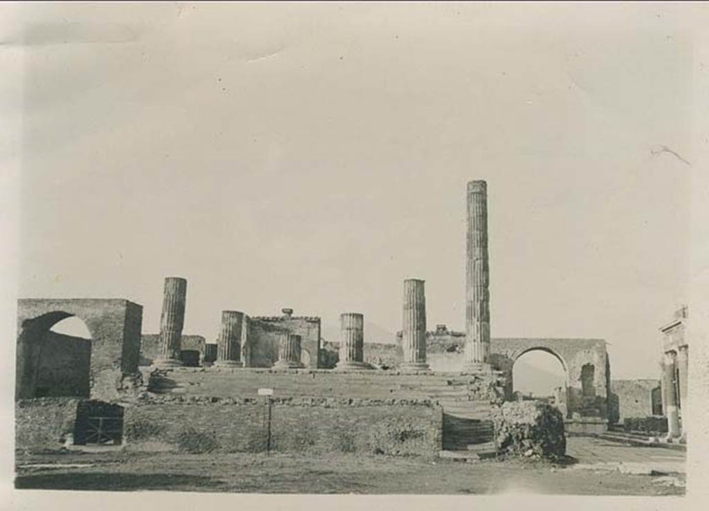 VII.8.1 Pompeii. 17th December 1947. Looking north towards Temple of Jupiter. 
Photo courtesy of Rick Bauer.
