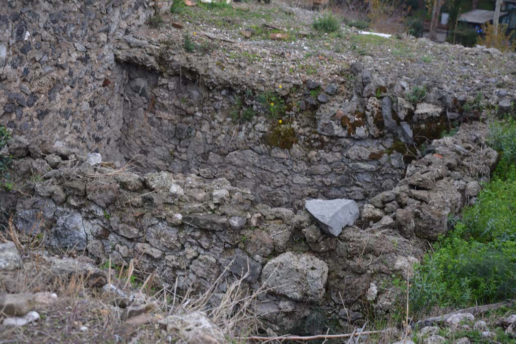 VIII.2.3 Pompeii. November 2017. 
Rooms belonging to lower level of VIII.2.16 (?) beneath the oecus, on the south-east side of the peristyle/garden. 
Foto Annette Haug, ERC Grant 681269 DÉCOR.
