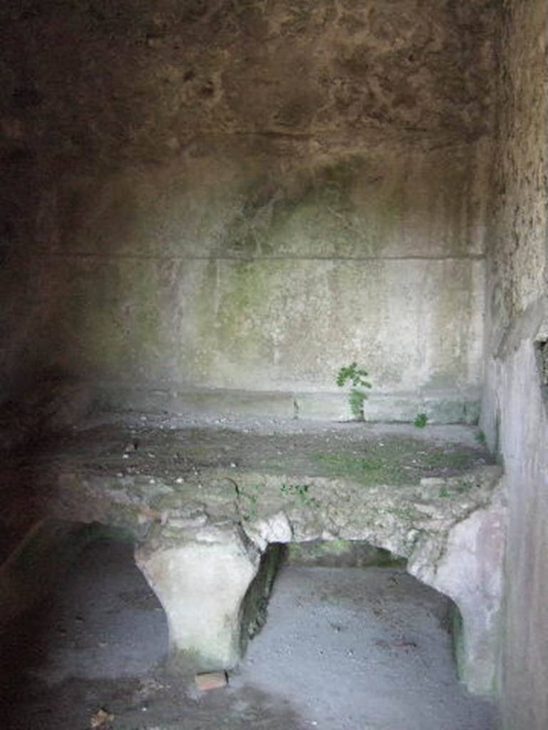 VIII.2.26 Pompeii. September 2005. Hearth in kitchen area on lower floor.
