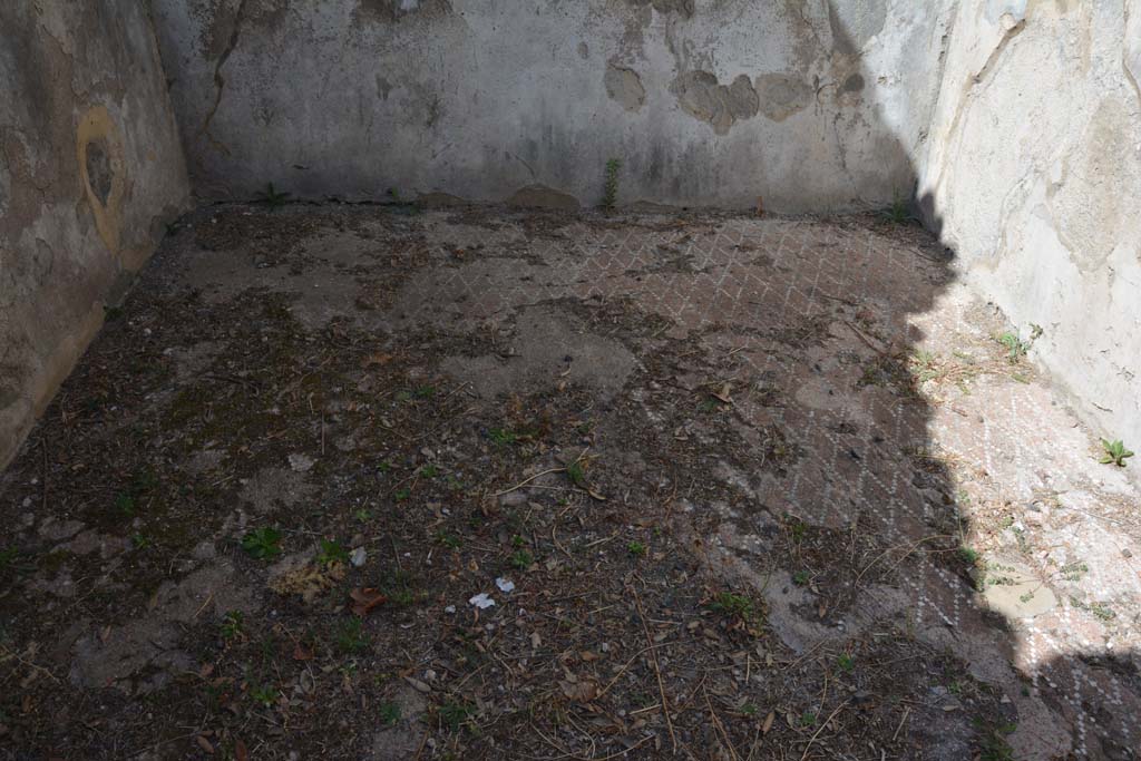 VIII.2.39 Pompeii. September 2019. Room k, detail of flooring.
Foto Annette Haug, ERC Grant 681269 DÉCOR

