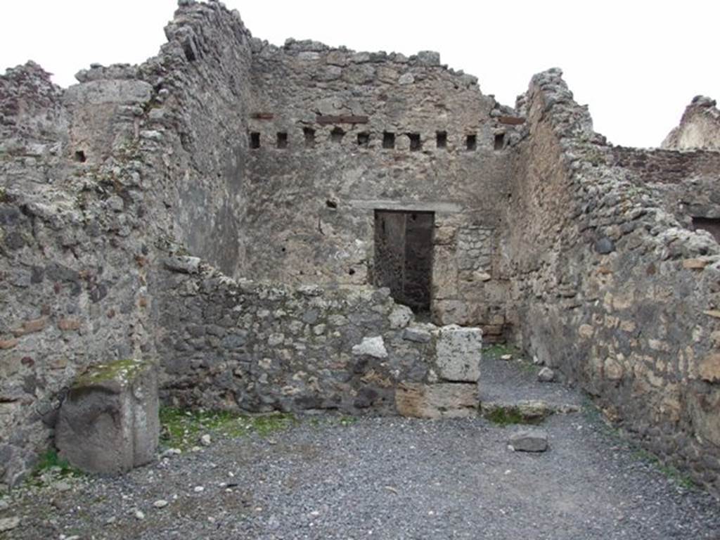 VIII.4.20 Pompeii.  Shop and rooms.  December 2007.  Looking west across shop to middle room.