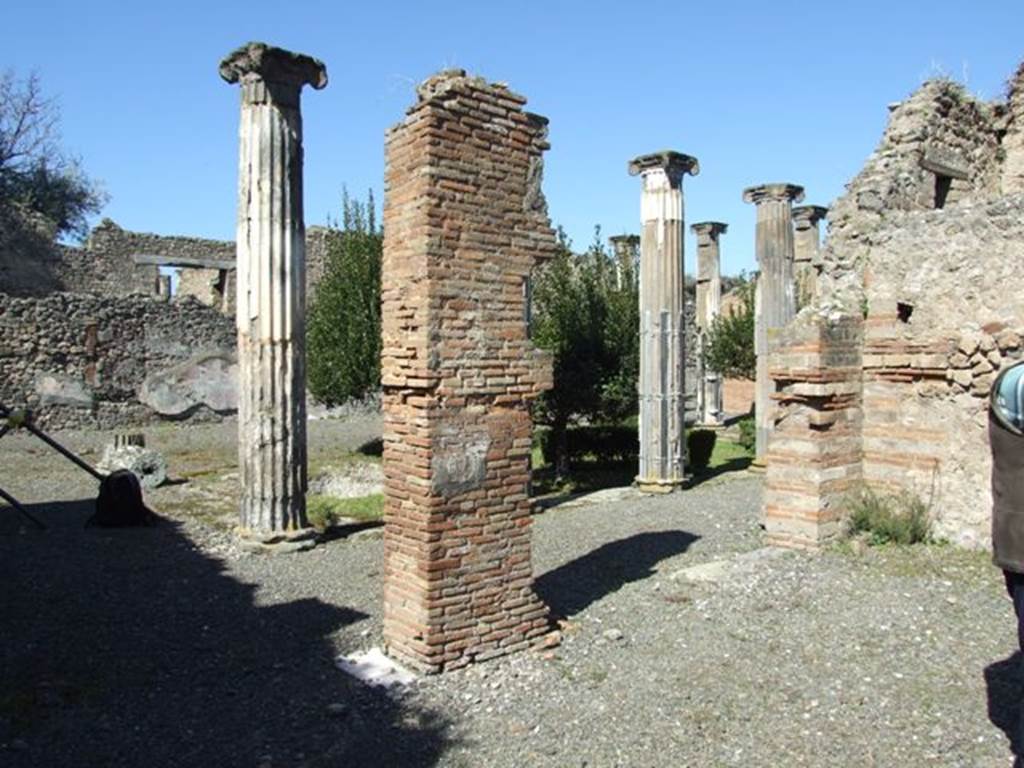 VIII.5.2 Pompeii.  March 2009.  Looking north west from Room 13, through the Doorway of Room 16, to the Garden.