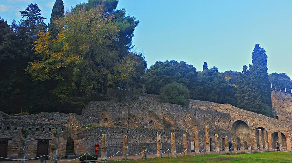 VIII.7.16 Pompeii. 2015/2016. Looking towards west side. Photo courtesy of Giuseppe Ciaramella.