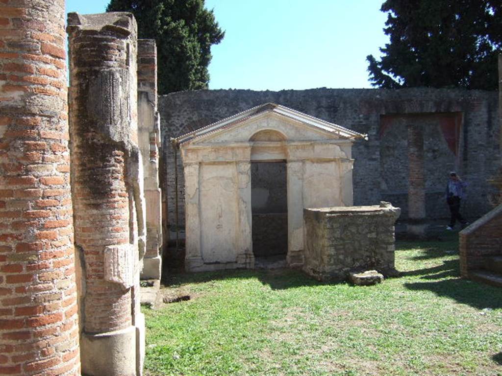 VIII.7.28 Pompeii.  May 2006. Looking south along east side towards Purgatorium.